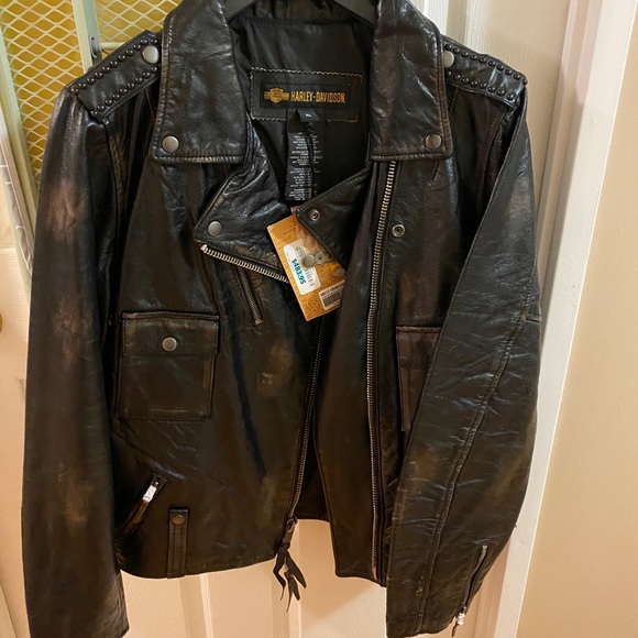 New leather jacket!  Never worn! - Picture 2 of 2